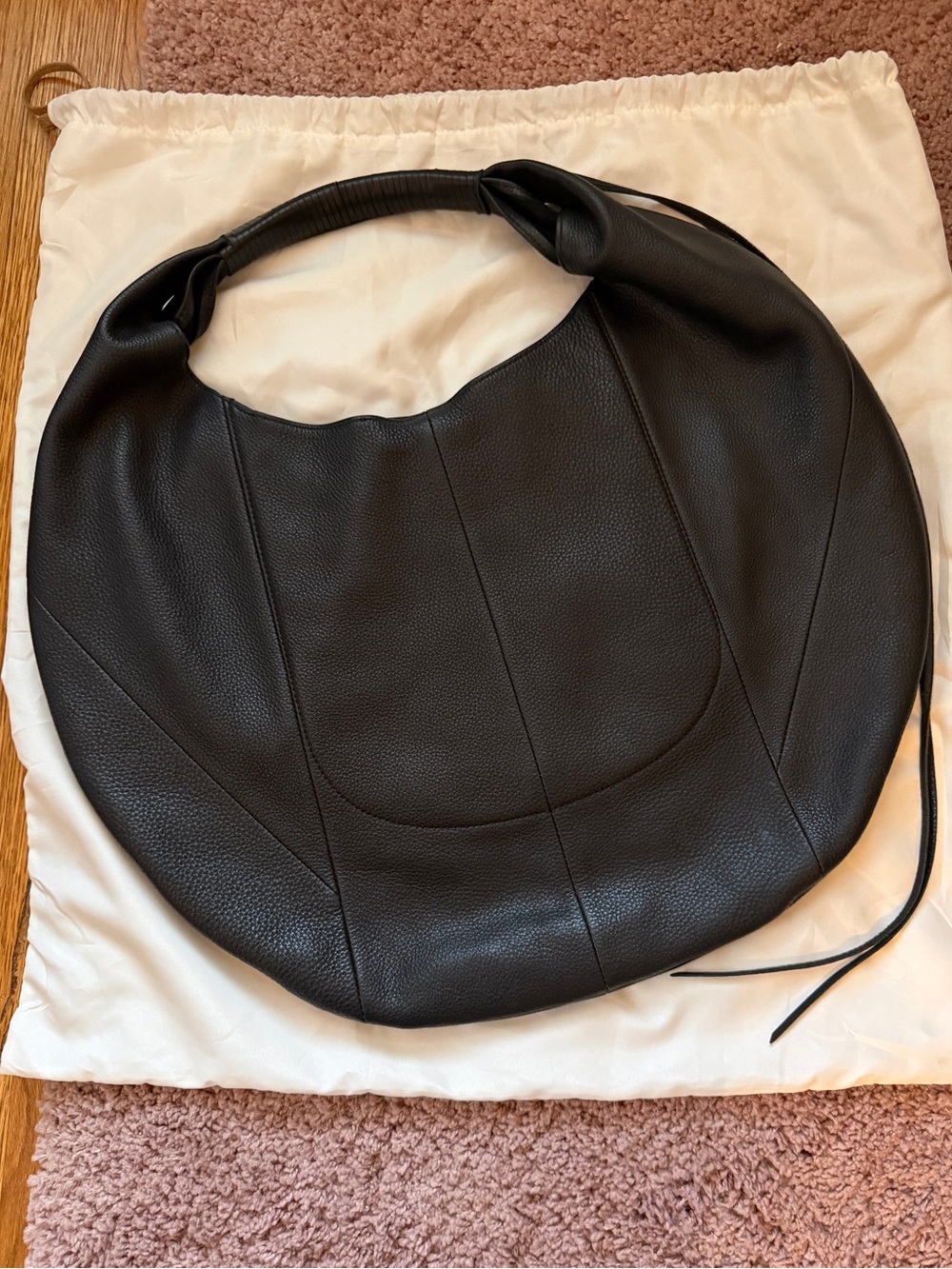 Hobo Eclipse Leather Shoulder Bag - Classic Women's Bag
